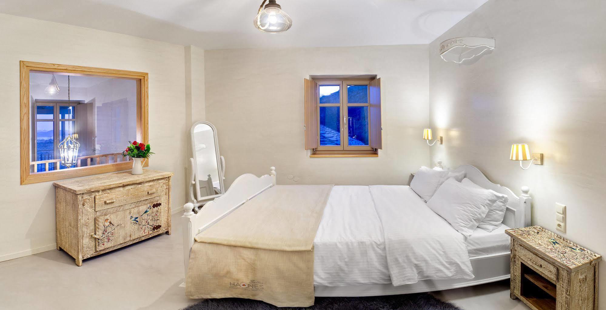 Haones Suites Ioannina Exterior foto